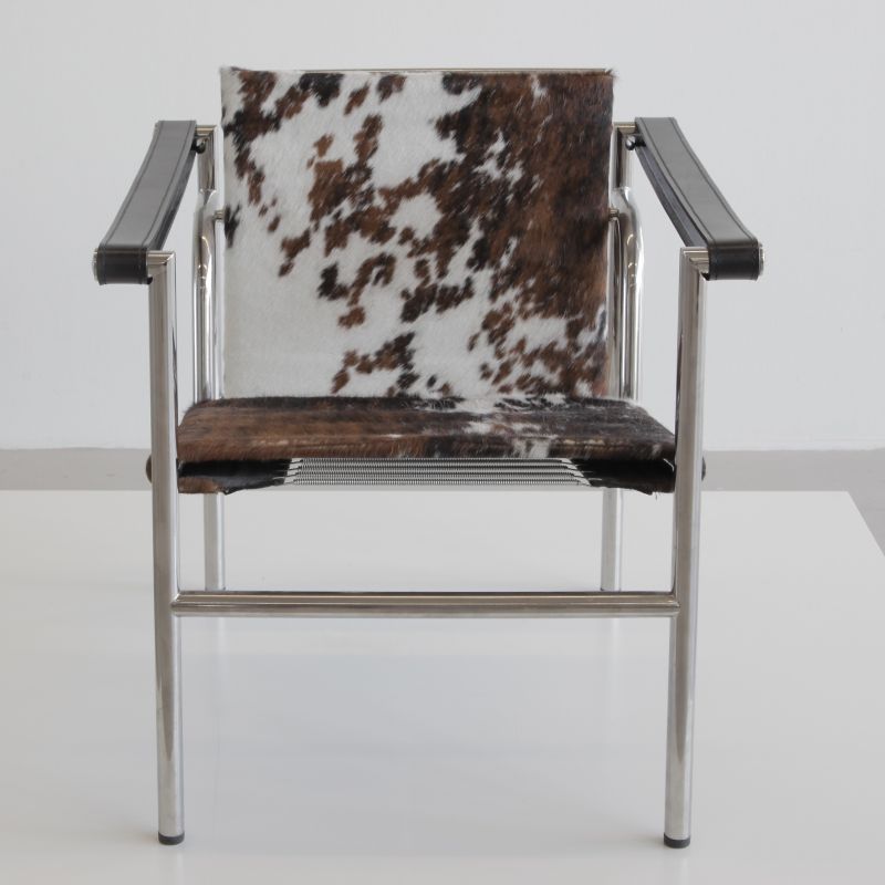 Original Armchair 'Fauteuil á Dossier Basculant'  LC1 by Le Corbusier, P. Jeanneret and C. Perriand