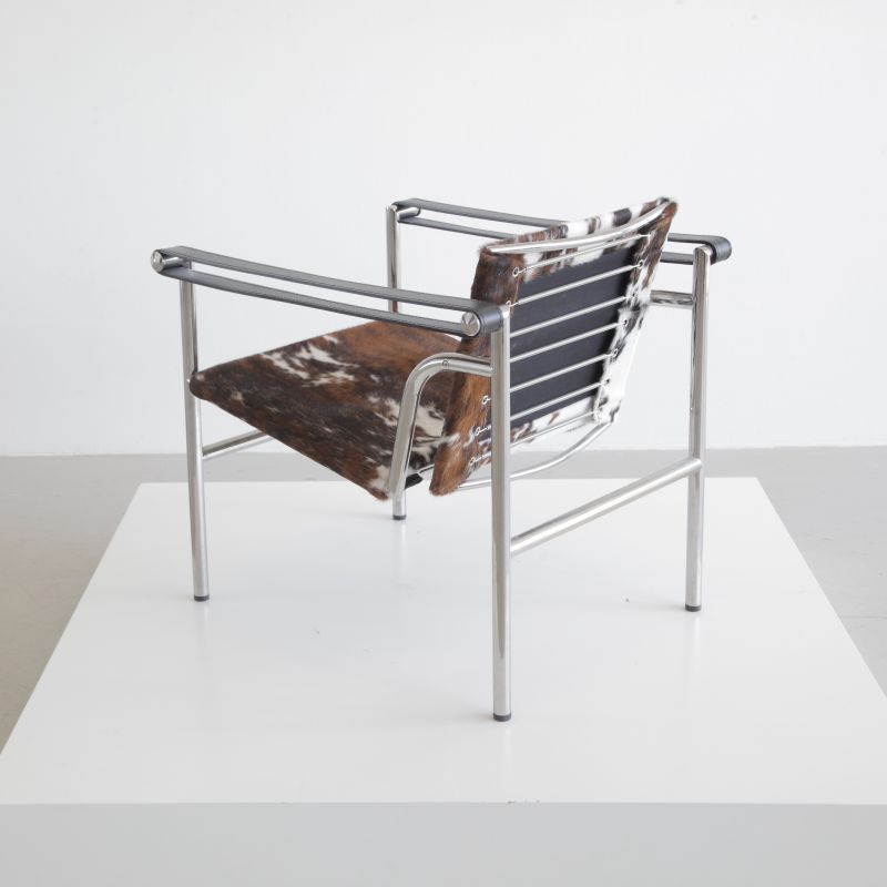 Original Armchair 'Fauteuil á Dossier Basculant'  LC1 by Le Corbusier, P. Jeanneret and C. Perriand