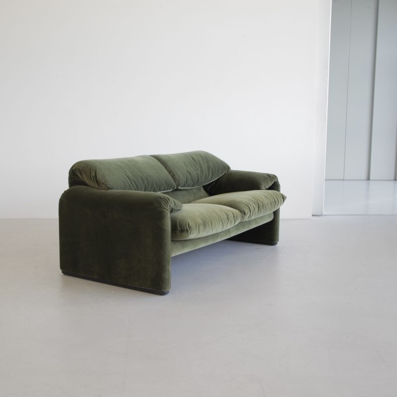 Two-Seat Sofa by Vico MAGISTRETTI for CASSINA 1973