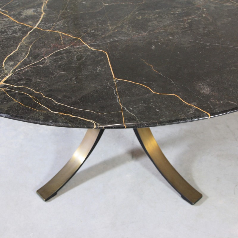 Osvaldo BORSANI, Round Marble Dining Table (black) 1964