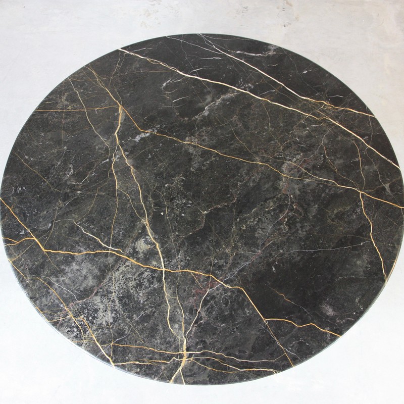 Osvaldo BORSANI, Round Marble Dining Table (black) 1964