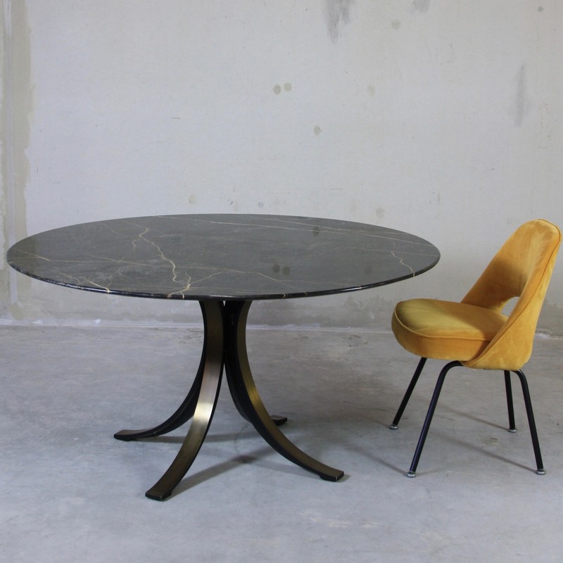 Osvaldo BORSANI, Round Marble Dining Table (black) 1964