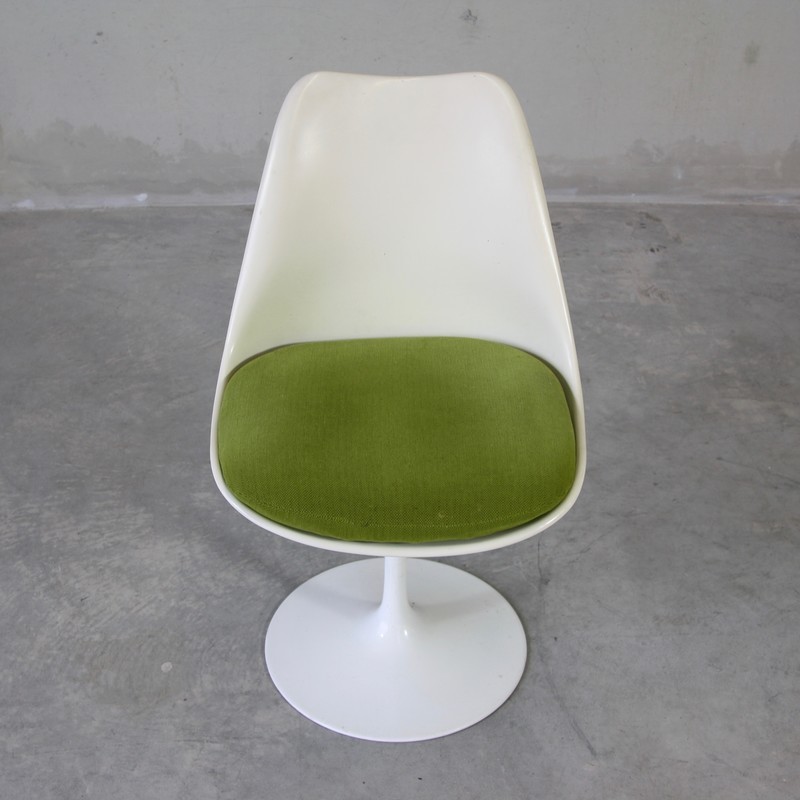 SET of 4 Eero SAARINEN Tulip Chairs, KNOLL INTERNATIONAL