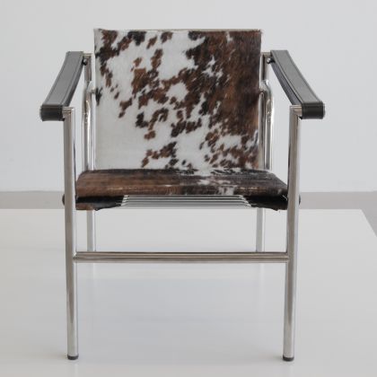 Original Armchair 'Fauteuil á Dossier Basculant'  LC1 by Le Corbusier, P. Jeanneret and C. Perriand