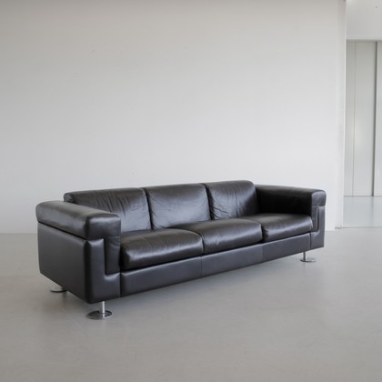 Large green Sofa D120 by Valeria BORSANI and Alfredo BONETTI, TECNO  1966